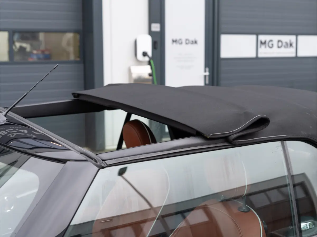 Mini 1.5 Chili AUTOMAAT, CHESTER LEDER, SPORTSTOELEN, CARPLAY, STOELVERWARMING, 2020 model
