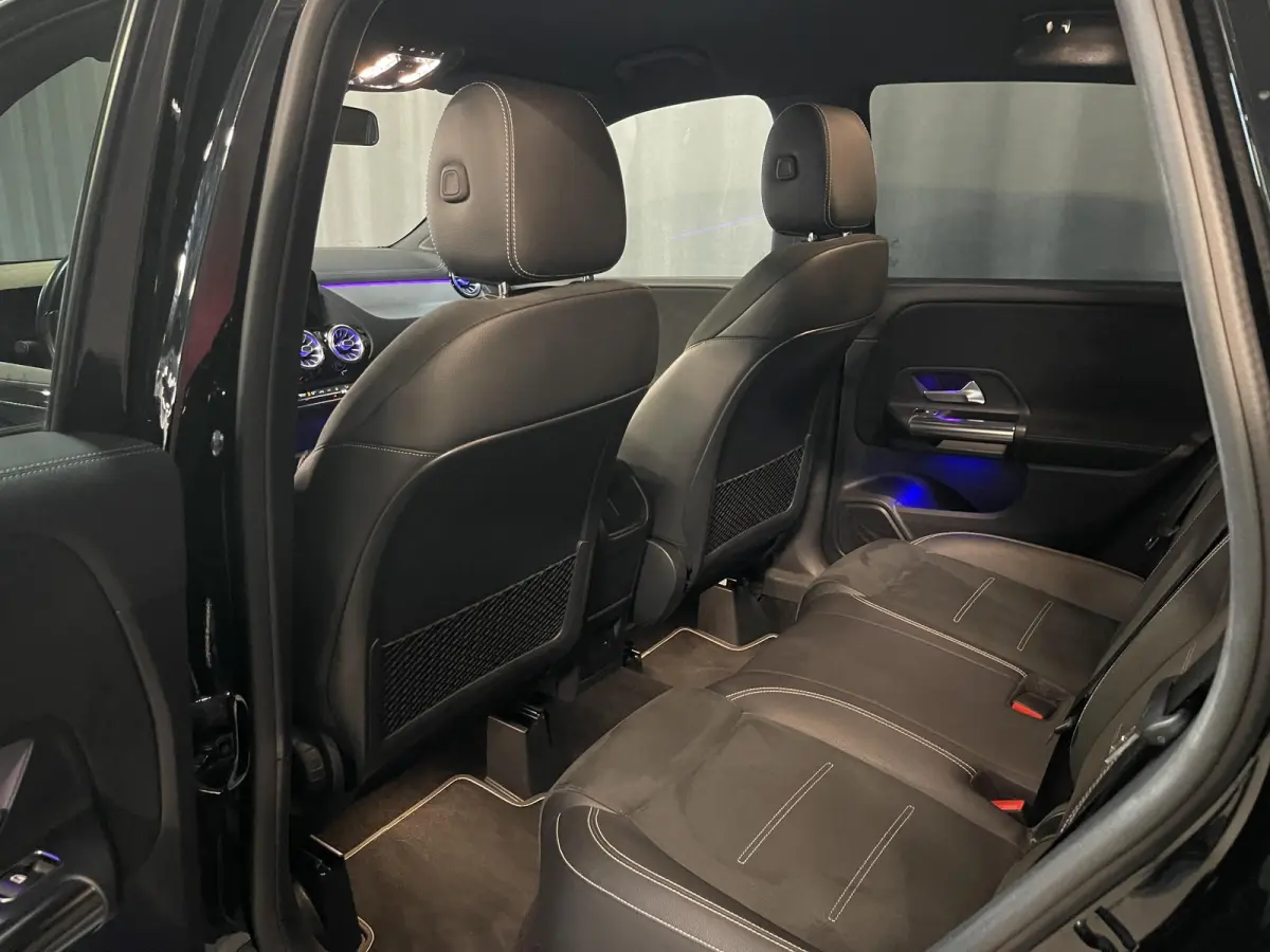 250 e Business Solution AMG Limited Night Pakket 18''/SOH 96%/Sfeerverlichting/DAB/PDC v+a/Stoelverwarming/Climate/Apple Carplay & Android Auto