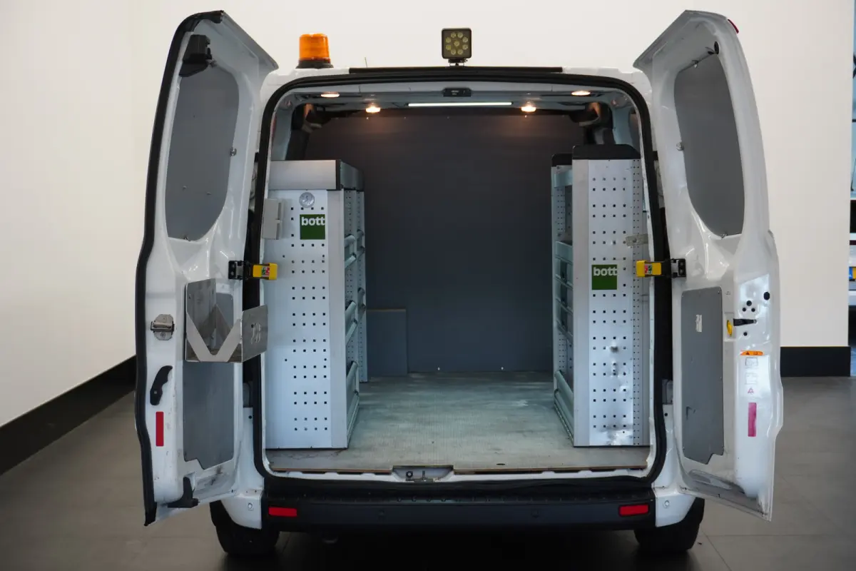 2.0 TDCI 130PK L2 - EURO 6 - Airco - Navi - Cruise - €12.900,- Excl.