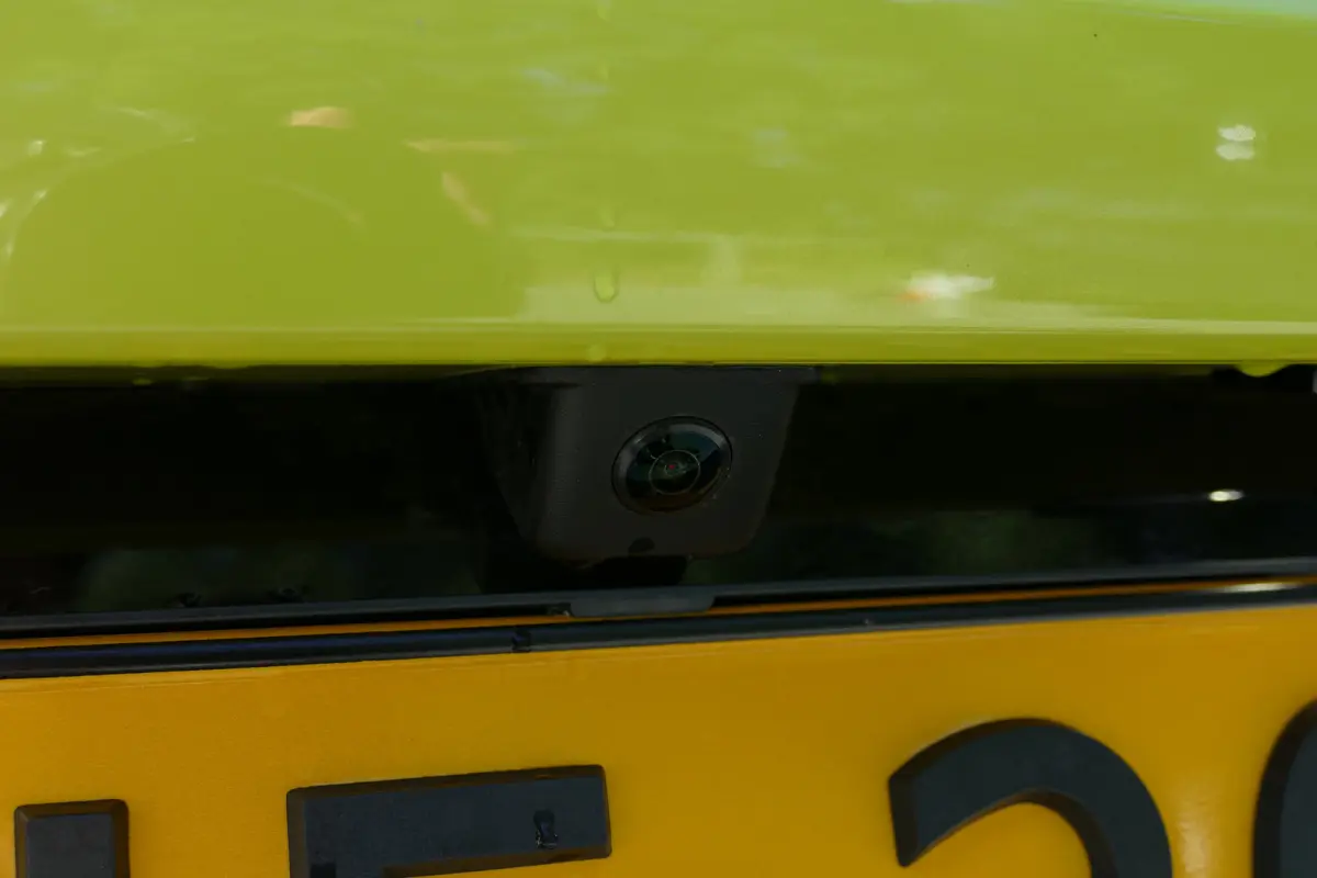 Allure | Elektrische parkeerrem | Extra getinte achterste zijruiten en achterruit | Extra getinte achterste zijruiten en achterruit