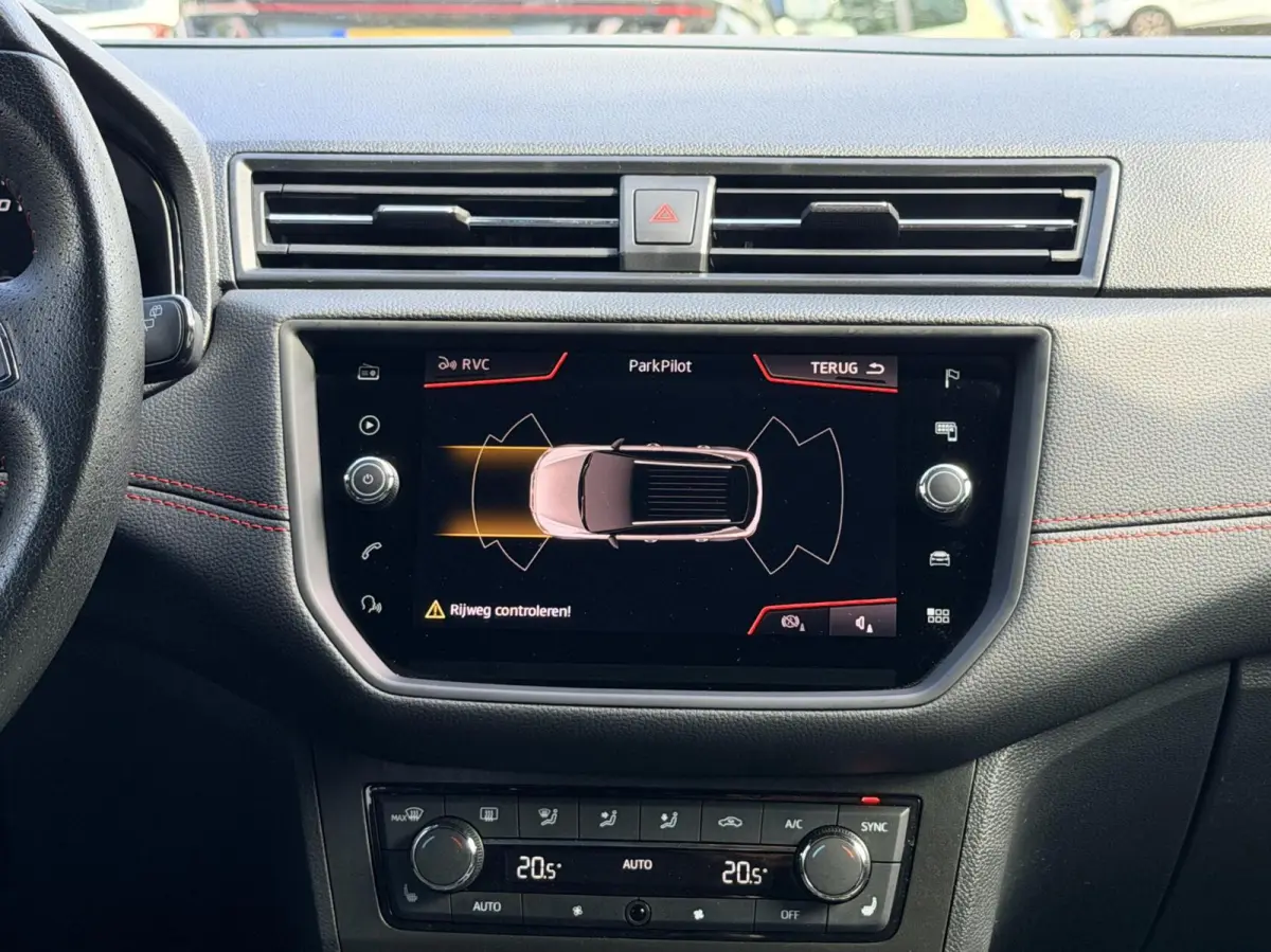 1.5 TSI EVO FR Business Intense Plus | Stoelverwarming | Led | Navi | Camera | 4-Cilinder