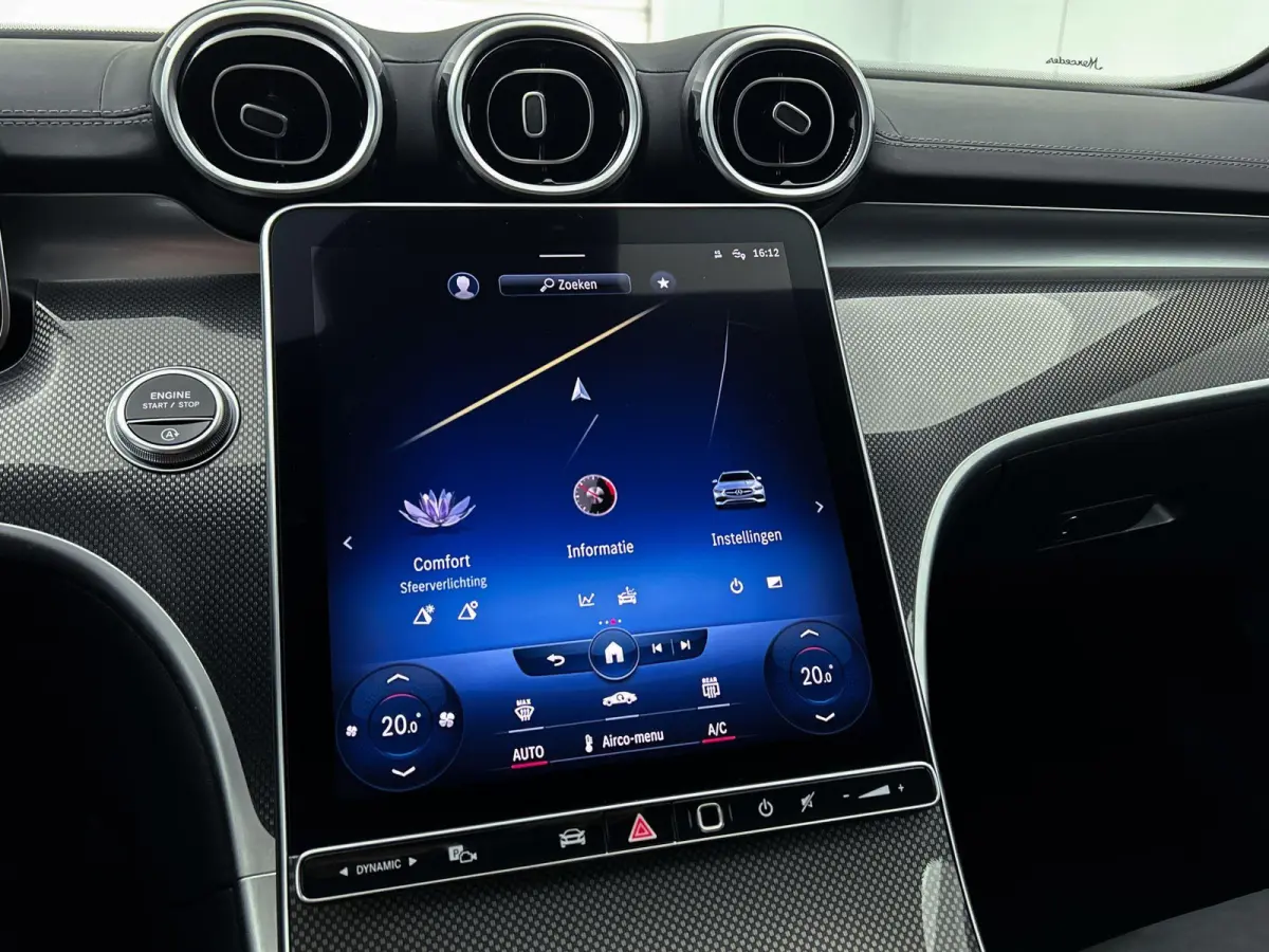 180 AMG Line | Automaat | Navigatie | Apple Carplay / Android Auto | Alcantara | Camera | Virtual Cockpit | Stoelverwarming | Cruise Control | Lichtmetalen AMG Velgen | Lage km stand