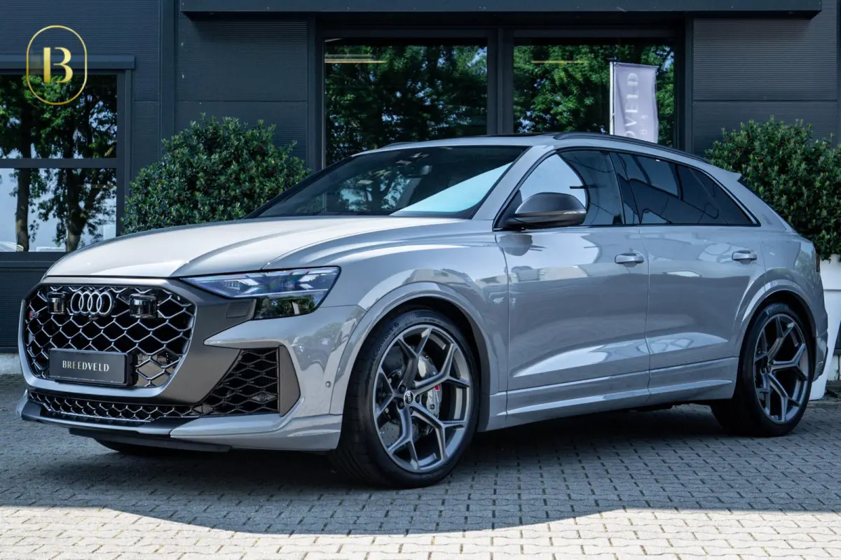 RSQ8 4.0 TFSI 640 Pk quattro Performance