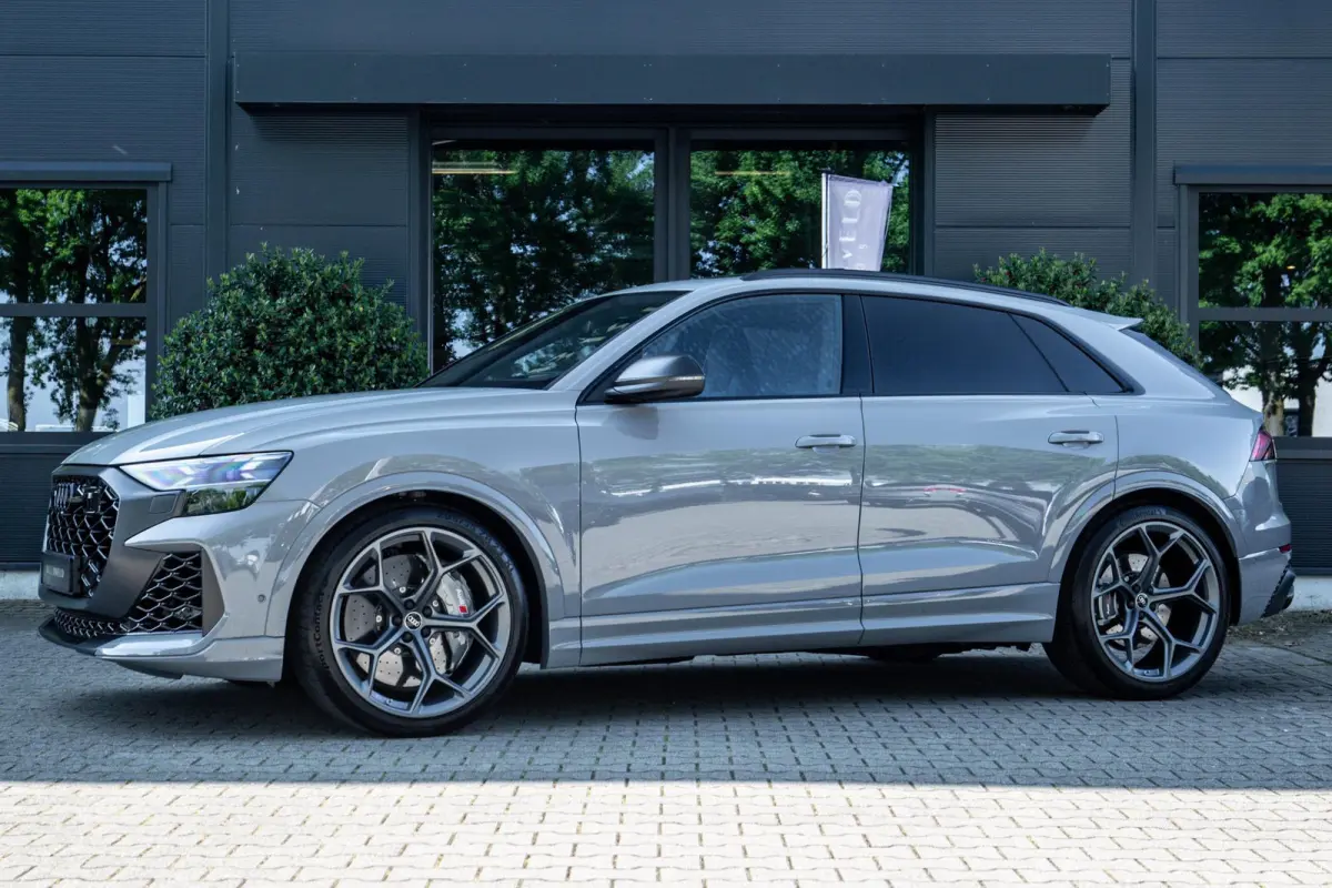 RSQ8 4.0 TFSI 640 Pk quattro Performance