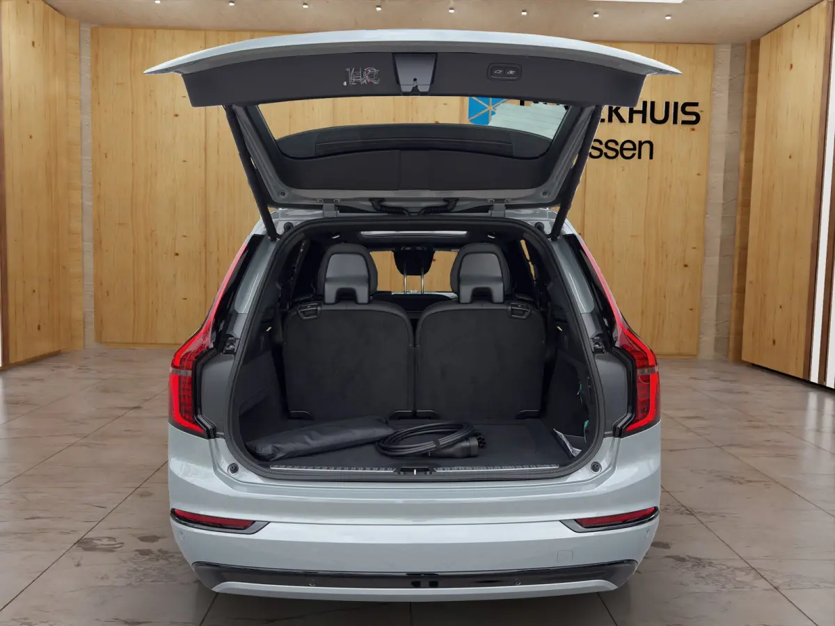 Ultra Black Edition 2.0 T8 Plug-In Hybrid AWD | Bowers & Wilkins | Luchtvering | Full LED Verlichting | Schuifkanteldak | Adap. cruise control |