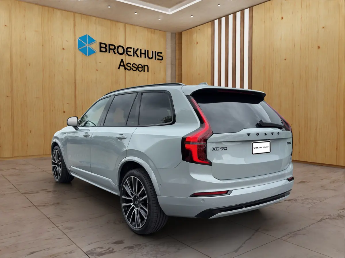 Ultra Black Edition 2.0 T8 Plug-In Hybrid AWD | Bowers & Wilkins | Luchtvering | Full LED Verlichting | Schuifkanteldak | Adap. cruise control |