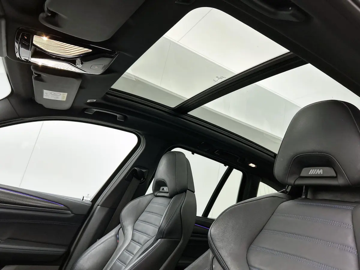 xDrive30e High Executive | M-SPORT | PANORAMADAK | HARMAN KARDON | HEAD-UP | CAMERA | LEER