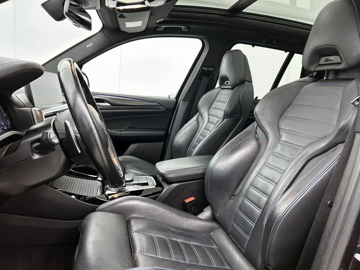xDrive30e High Executive | M-SPORT | PANORAMADAK | HARMAN KARDON | HEAD-UP | CAMERA | LEER
