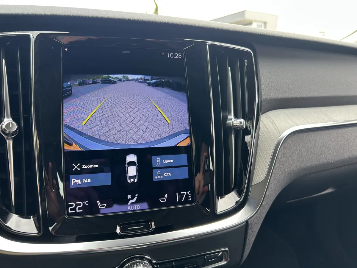 2.0 Recharge T6 AWD Inscription | BLIS | Camera | Stoel + Stuur verwarming | Elektrische stoelen | Adapt. Cruise