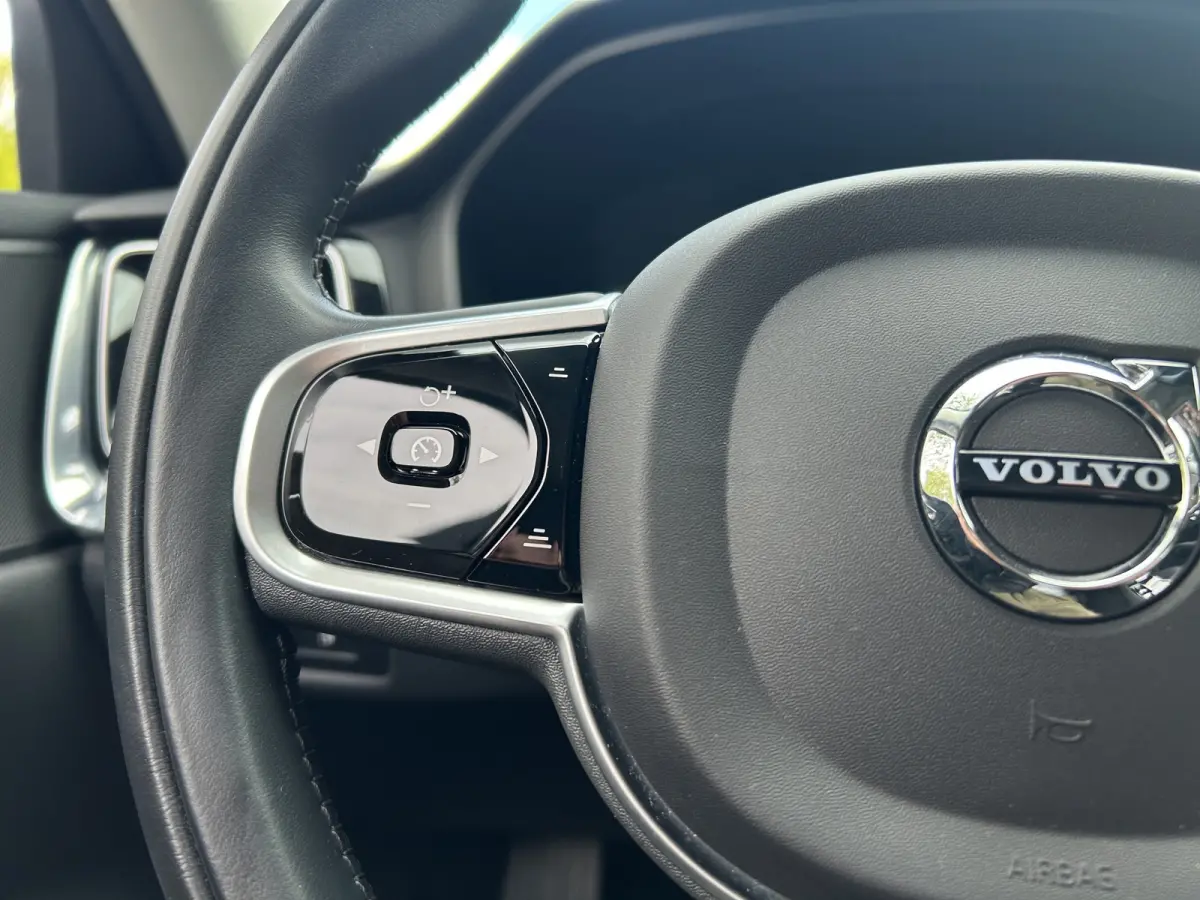 2.0 Recharge T6 AWD Inscription | BLIS | Camera | Stoel + Stuur verwarming | Elektrische stoelen | Adapt. Cruise