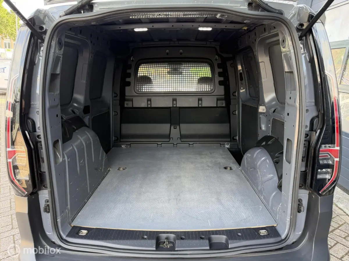 2.0 TDI DSG 122 PK Airco Navi Camera LED