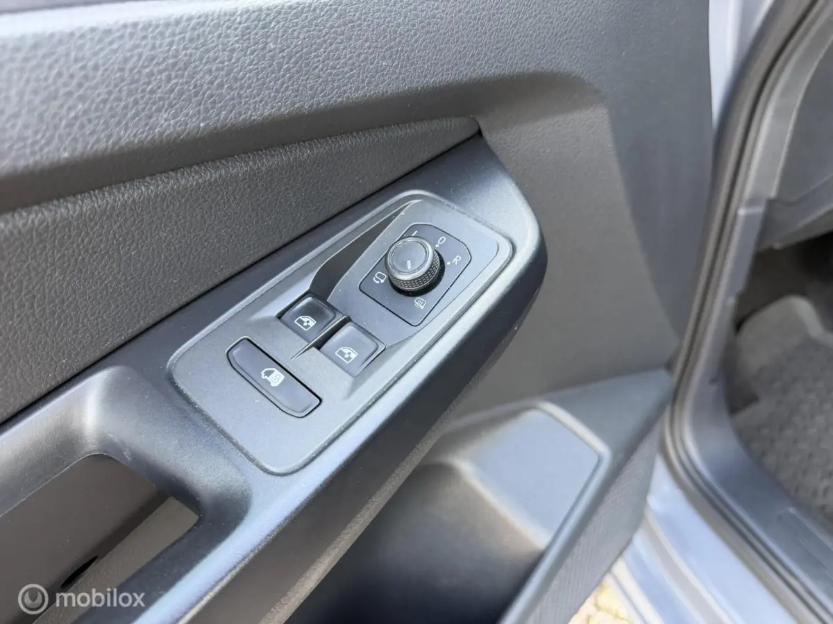 2.0 TDI DSG 122 PK Airco Navi Camera LED