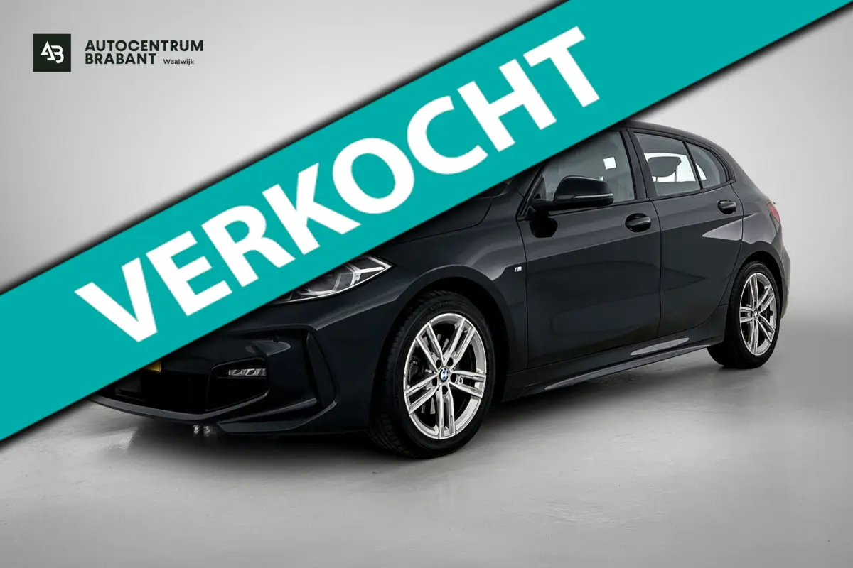 118i High Executive M-Sport (Dealer onderhoud, Navi Pro, PDC V+A, StoelV, Digitale dash, Etc)