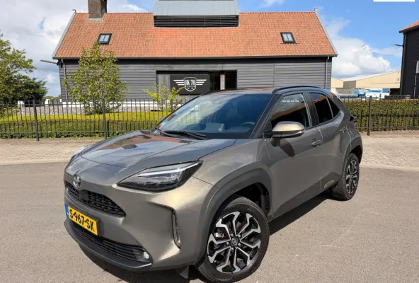 1.5 Hybrid Dynamic | Navigatie | Apple CarPlay/Android auto | Achteruitrijcamera