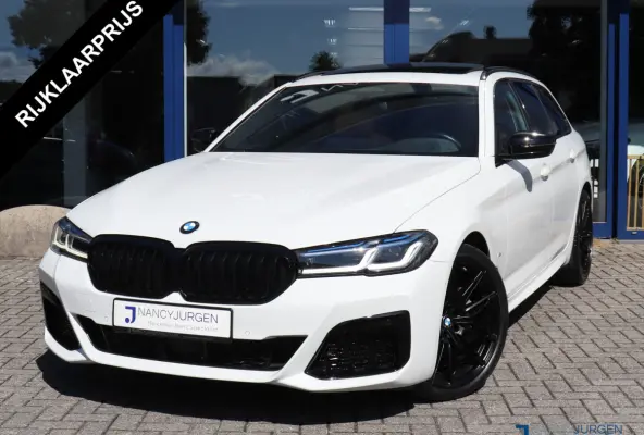 530i xDrive | 4WD | M-Sport | Pano | Luchtvering | Leder | Ambiente Verlicht. | 20" M Velgen | 4-Zone Climate Control | Elektr. Kofferbak | Laser LED | Adaptive Cruise Control | Keyless Go |