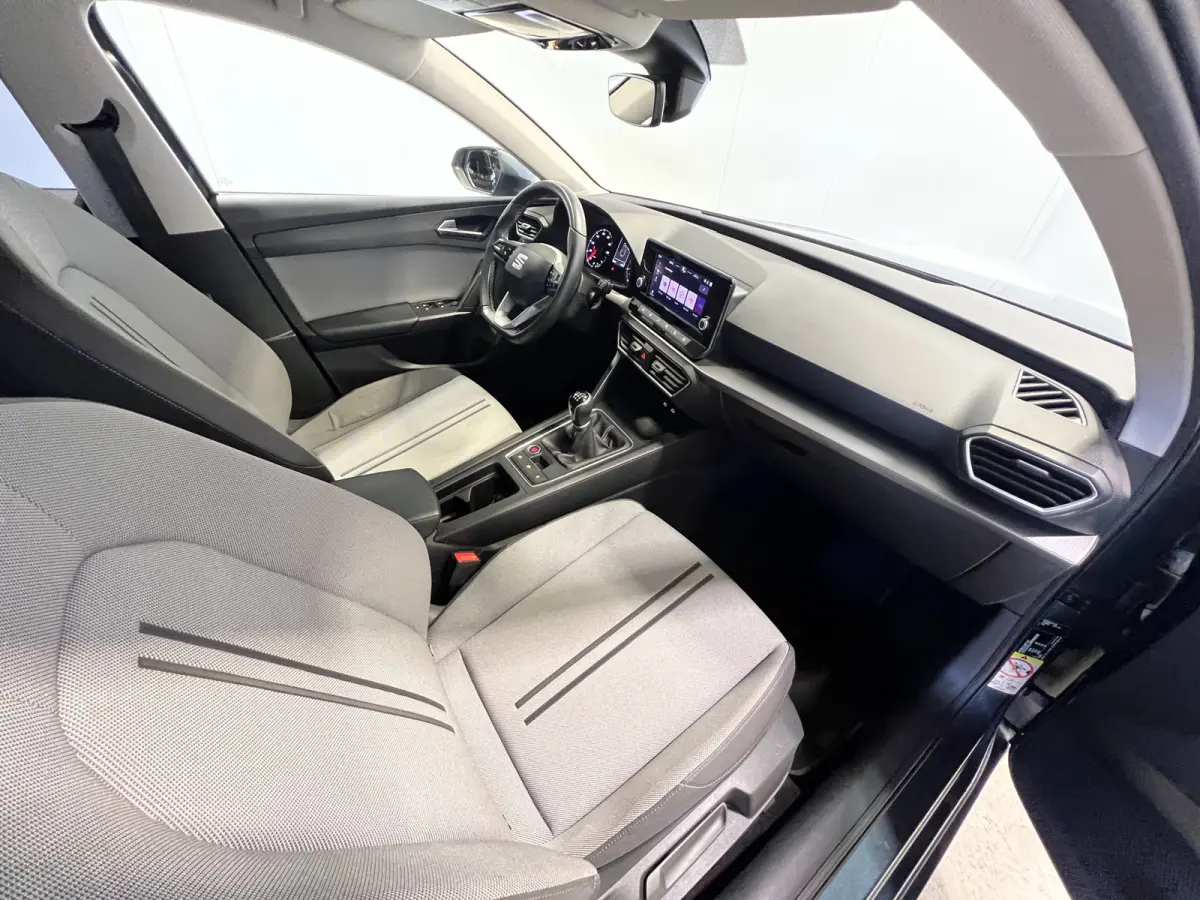 1.0 TSI Style | Apple Carplay/ Android Auto | LED Koplampen | LMV 17'' | Cruise Control | Rijstrooksensor met correctie | NL auto |
