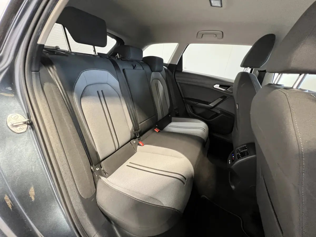1.0 TSI Style | Apple Carplay/ Android Auto | LED Koplampen | LMV 17'' | Cruise Control | Rijstrooksensor met correctie | NL auto |