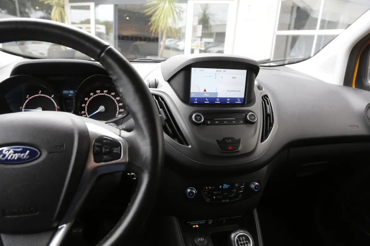 1.5 TDCI Limited Duratorq S&S*NL-Auto*Perfect Onderh.*Apple Carplay/Cruise-Control/Stoelverw./Navi/DAB/Parkeersens./15 inch LM*