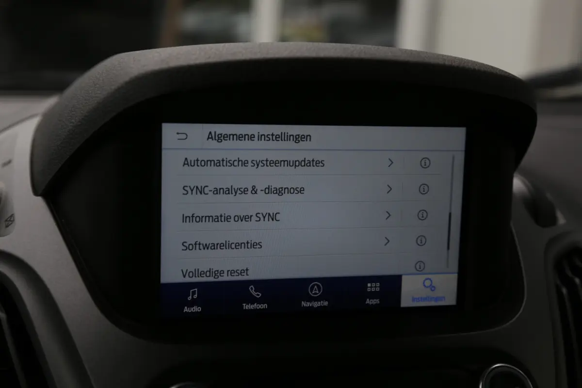 1.5 TDCI Limited Duratorq S&S*NL-Auto*Perfect Onderh.*Apple Carplay/Cruise-Control/Stoelverw./Navi/DAB/Parkeersens./15 inch LM*