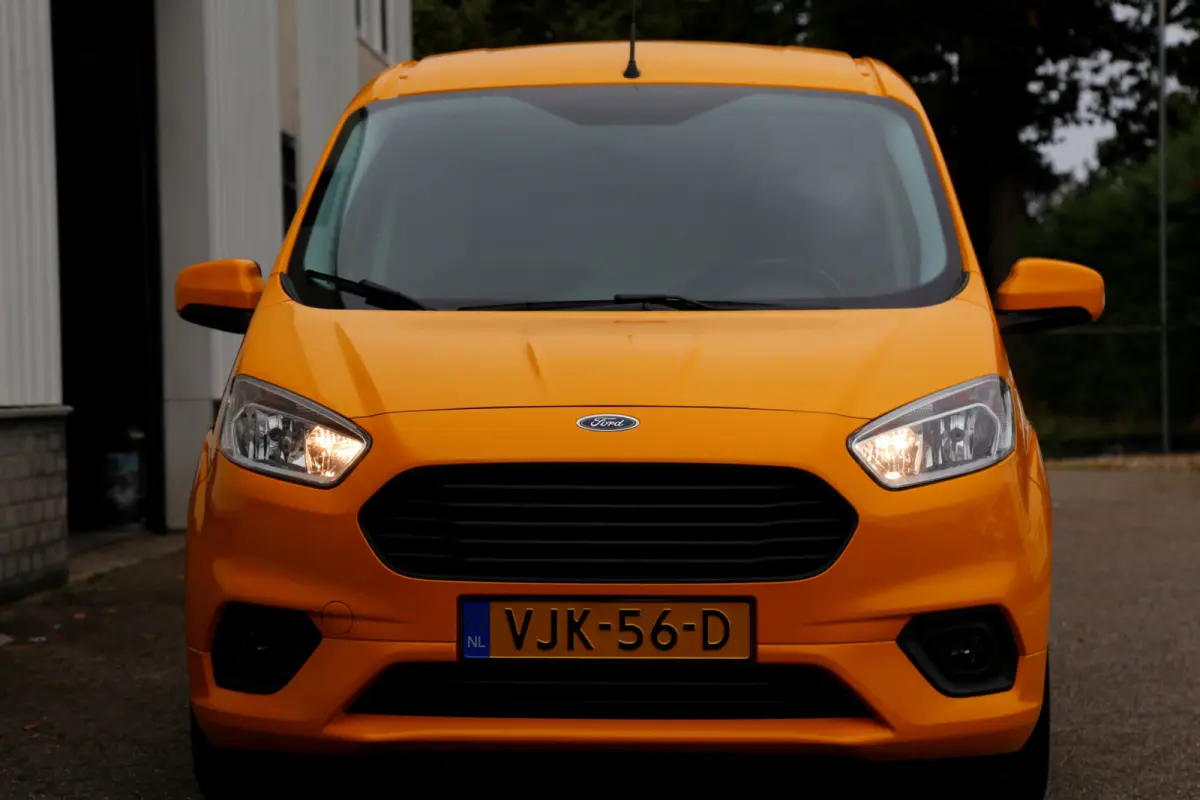 1.5 TDCI Limited Duratorq S&S*NL-Auto*Perfect Onderh.*Apple Carplay/Cruise-Control/Stoelverw./Navi/DAB/Parkeersens./15 inch LM*