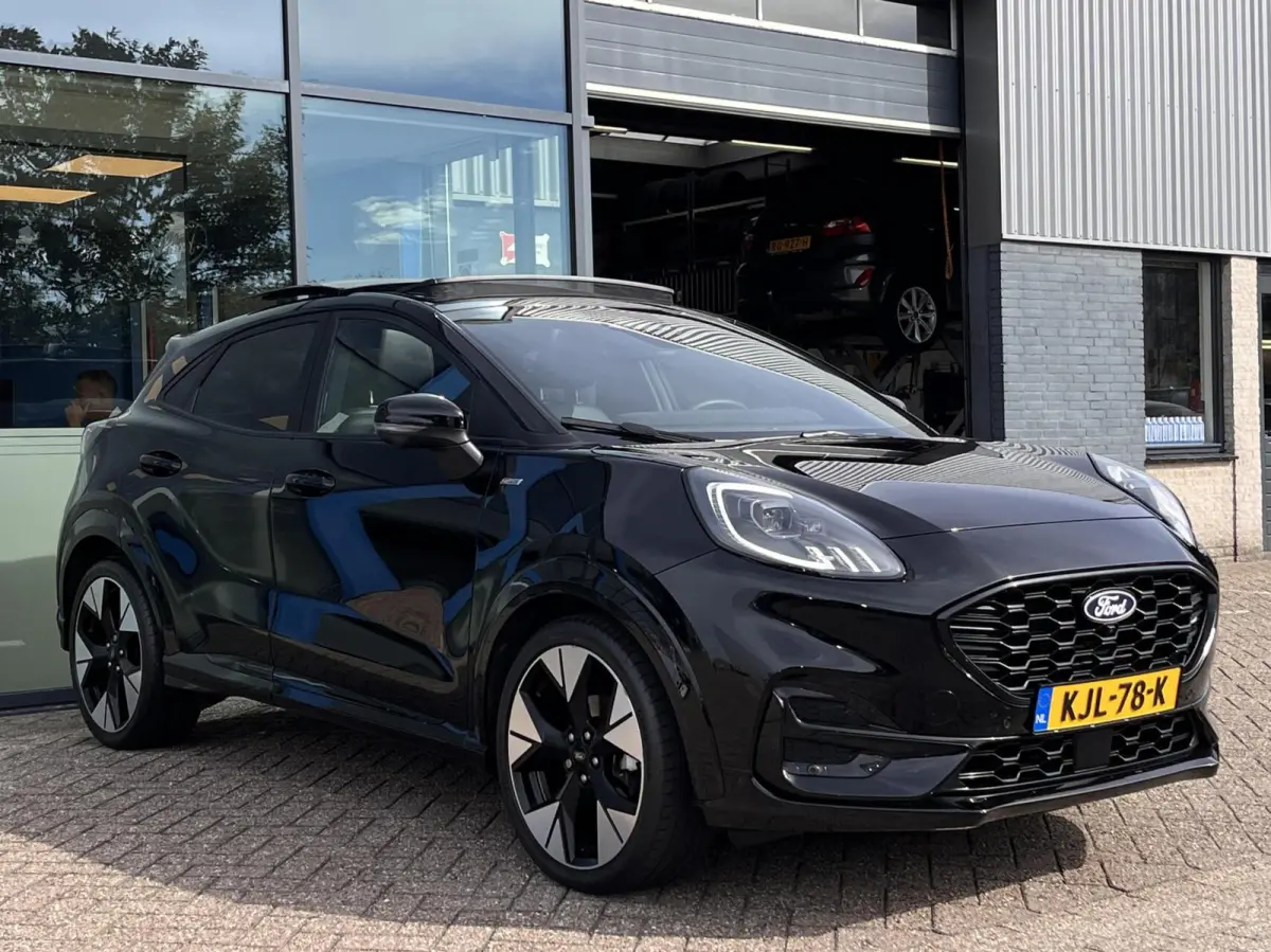 1.0 EcoBoost ST-Line X 155PK Automaat Afn. Trekhaak Panodak Winterpack Adaptieve Cruise 19" Velgen Camera B&O Keyless Matrix-LED Climate Privacy Glass *Full-Options*