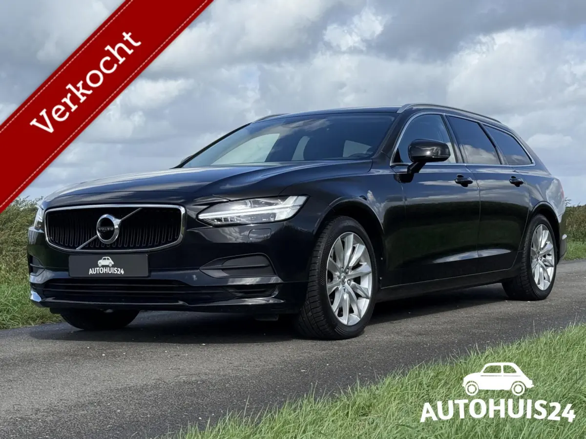 2.0 T4 Momentum TREKHAAK|KEYLESS|PILOT-ASSIST|LED|LEDER