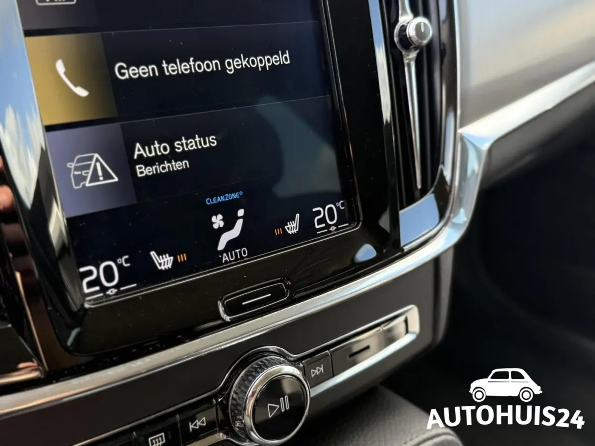 2.0 T4 Momentum TREKHAAK|KEYLESS|PILOT-ASSIST|LED|LEDER