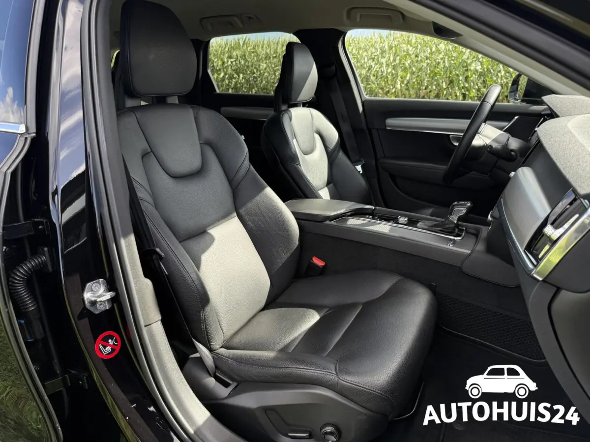 2.0 T4 Momentum TREKHAAK|KEYLESS|PILOT-ASSIST|LED|LEDER