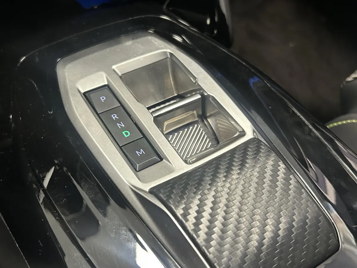 1.2 Hybrid 145 e-DCS6 GT | Automaat | Navigatie | Camera | 3D Cockpit | Apple Carplay/Android Auto