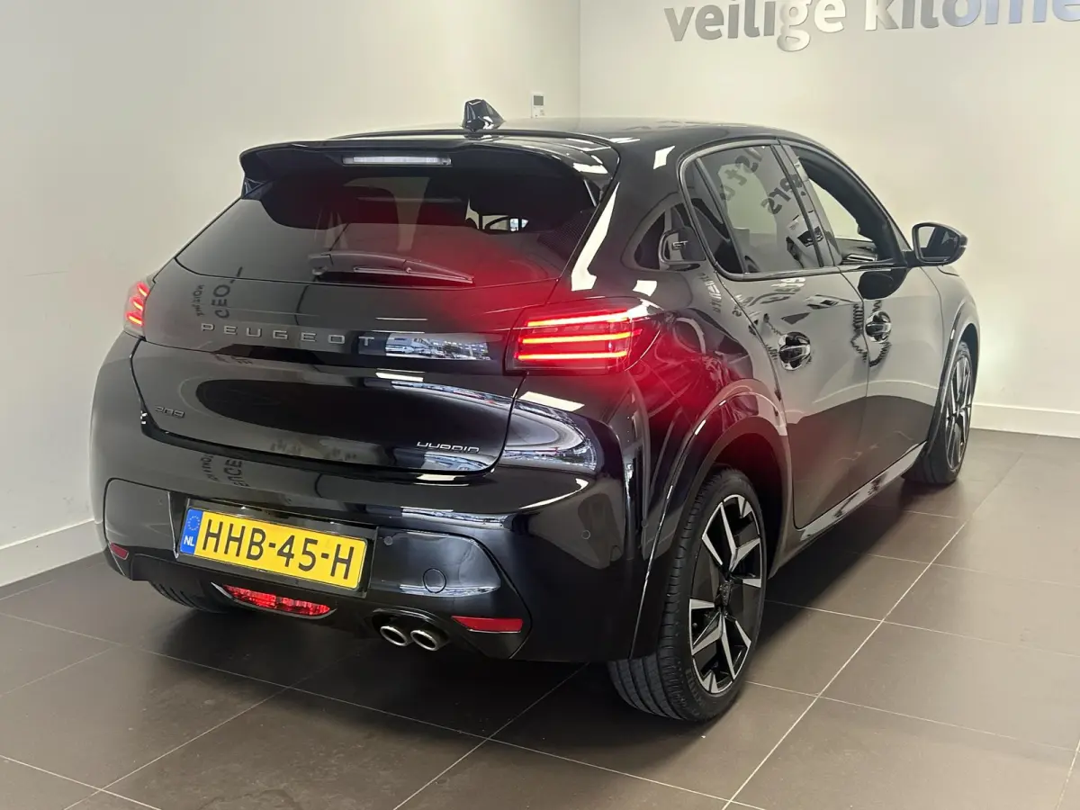 1.2 Hybrid 145 e-DCS6 GT | Automaat | Navigatie | Camera | 3D Cockpit | Apple Carplay/Android Auto