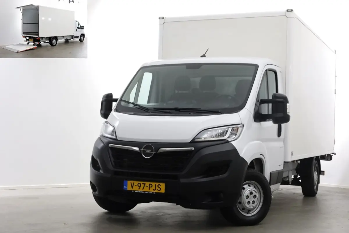 2.2D 140pk Bakwagen met laadklep 1.060kg laadvermogen 08-2023