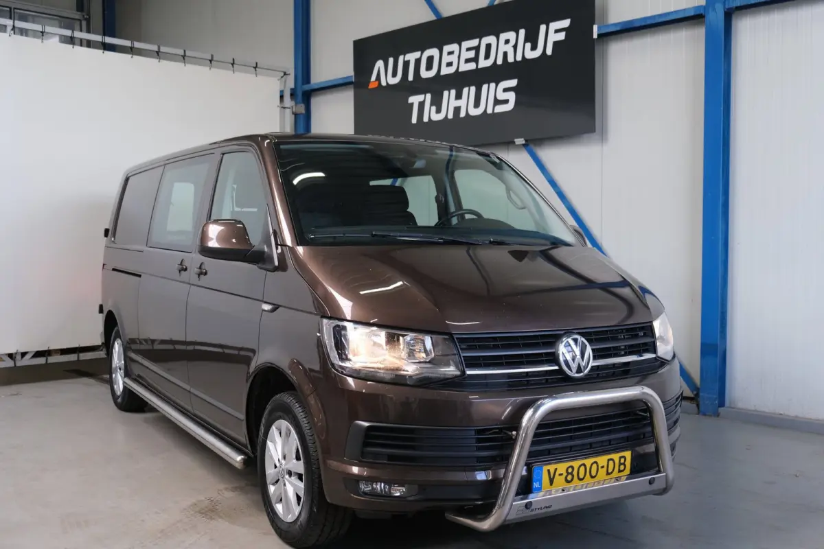 2.0 TDI L2H1 DC Highline > Marge < > Rolstoel Bus <