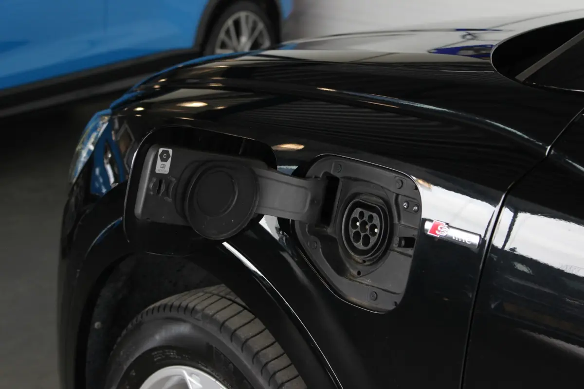 45 TFSI e S-Line Edition Black Optic | Pano | Carplay | Camera | Stoelverw. | Leder | DAB | 19" LMV | PDC V+A
