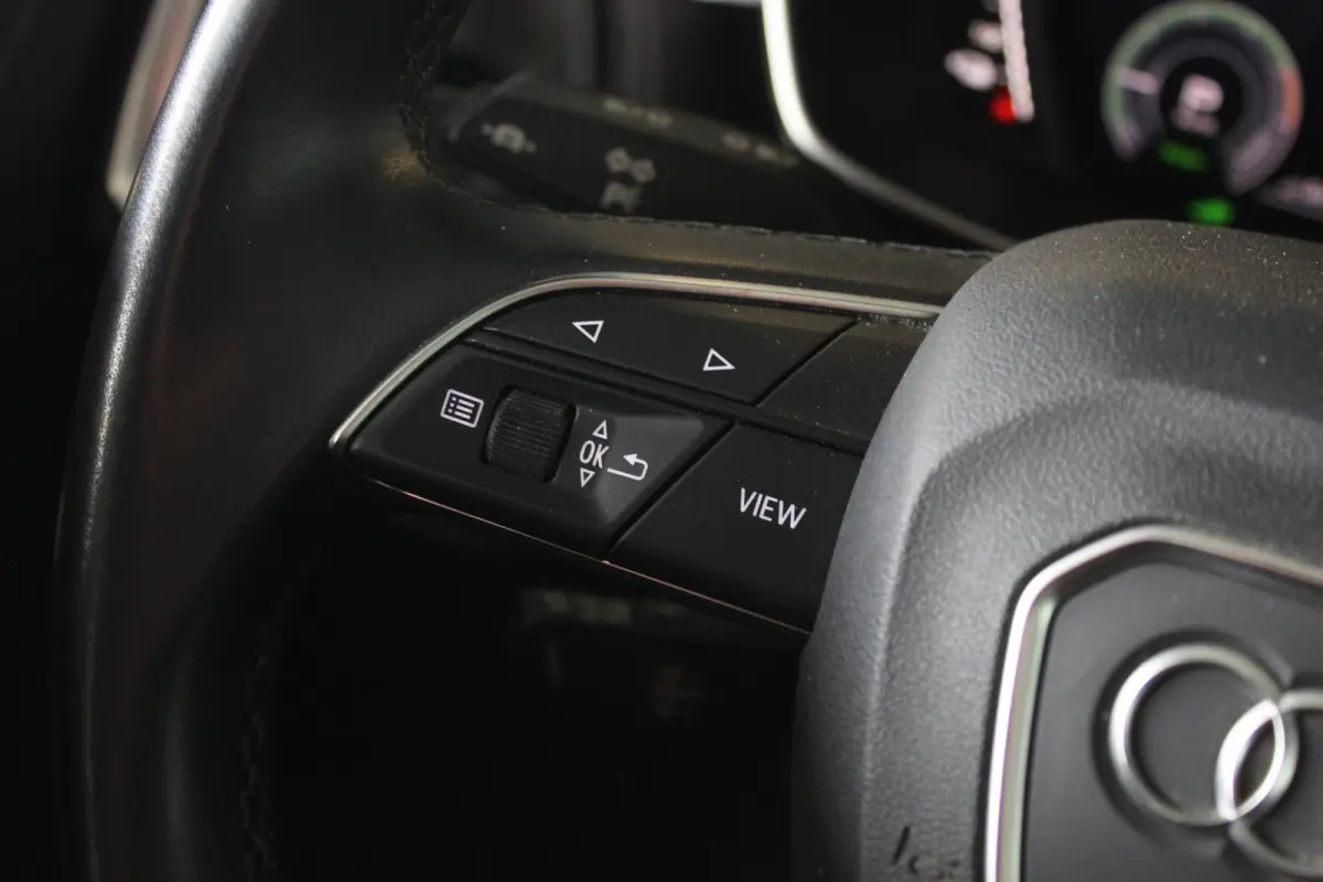 45 TFSI e S-Line Edition Black Optic | Pano | Carplay | Camera | Stoelverw. | Leder | DAB | 19" LMV | PDC V+A