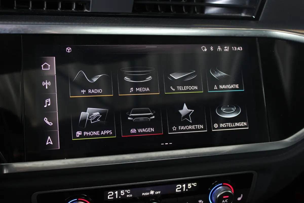 45 TFSI e S-Line Edition Black Optic | Pano | Carplay | Camera | Stoelverw. | Leder | DAB | 19" LMV | PDC V+A