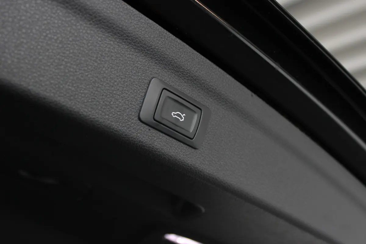45 TFSI e S-Line Edition Black Optic | Pano | Carplay | Camera | Stoelverw. | Leder | DAB | 19" LMV | PDC V+A