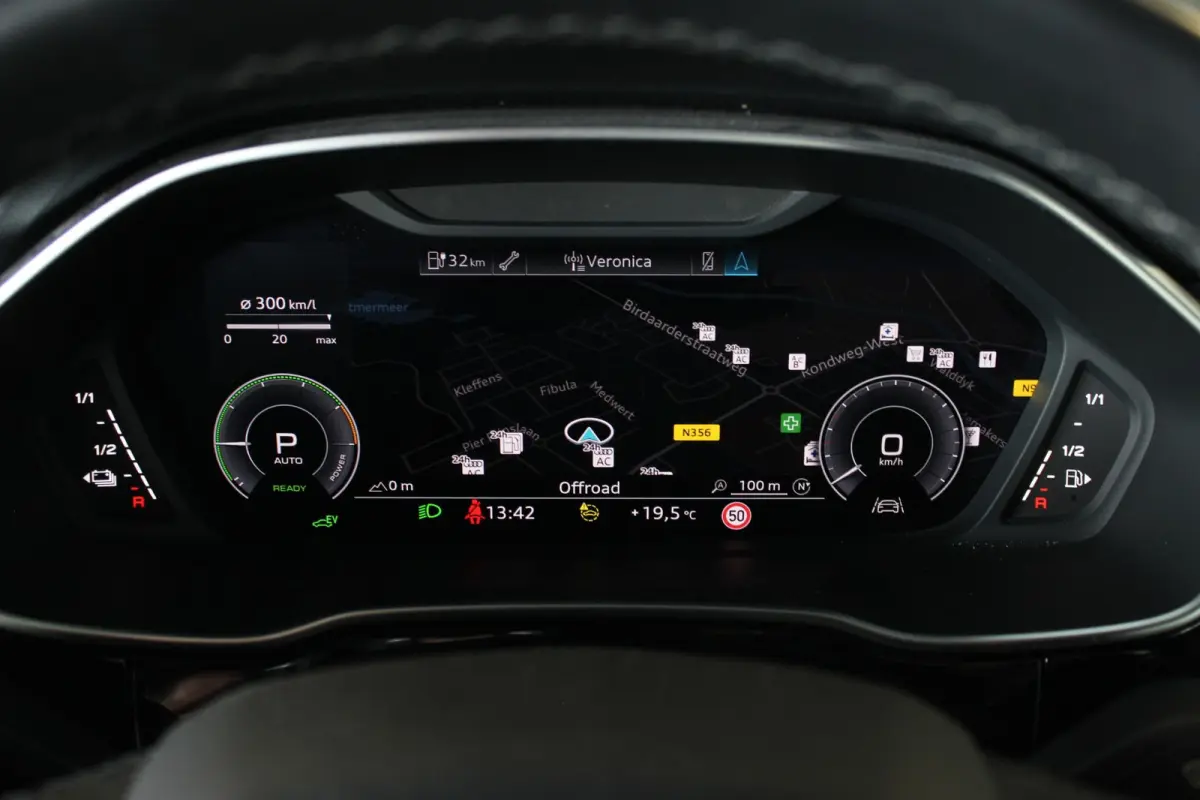 45 TFSI e S-Line Edition Black Optic | Pano | Carplay | Camera | Stoelverw. | Leder | DAB | 19" LMV | PDC V+A
