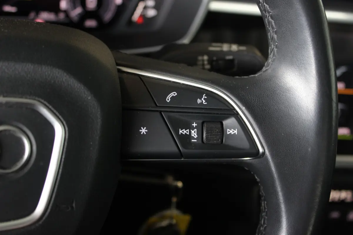 45 TFSI e S-Line Edition Black Optic | Pano | Carplay | Camera | Stoelverw. | Leder | DAB | 19" LMV | PDC V+A