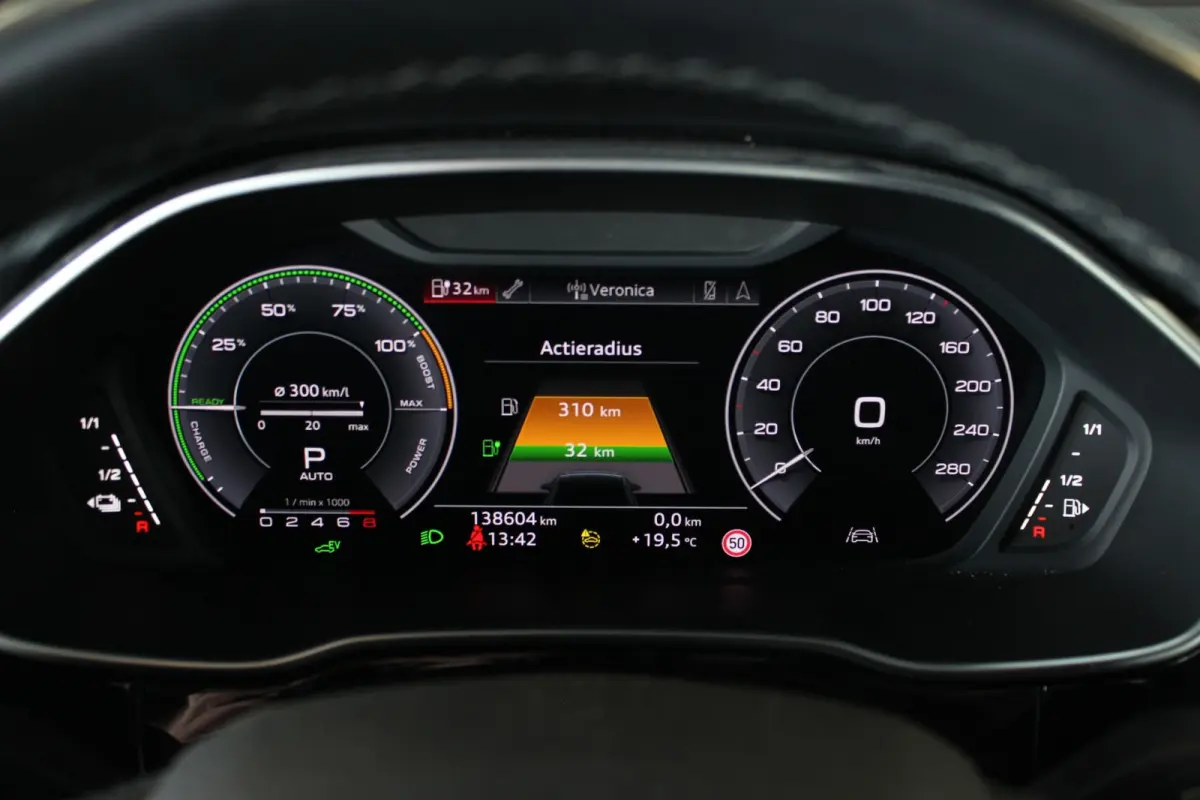 45 TFSI e S-Line Edition Black Optic | Pano | Carplay | Camera | Stoelverw. | Leder | DAB | 19" LMV | PDC V+A