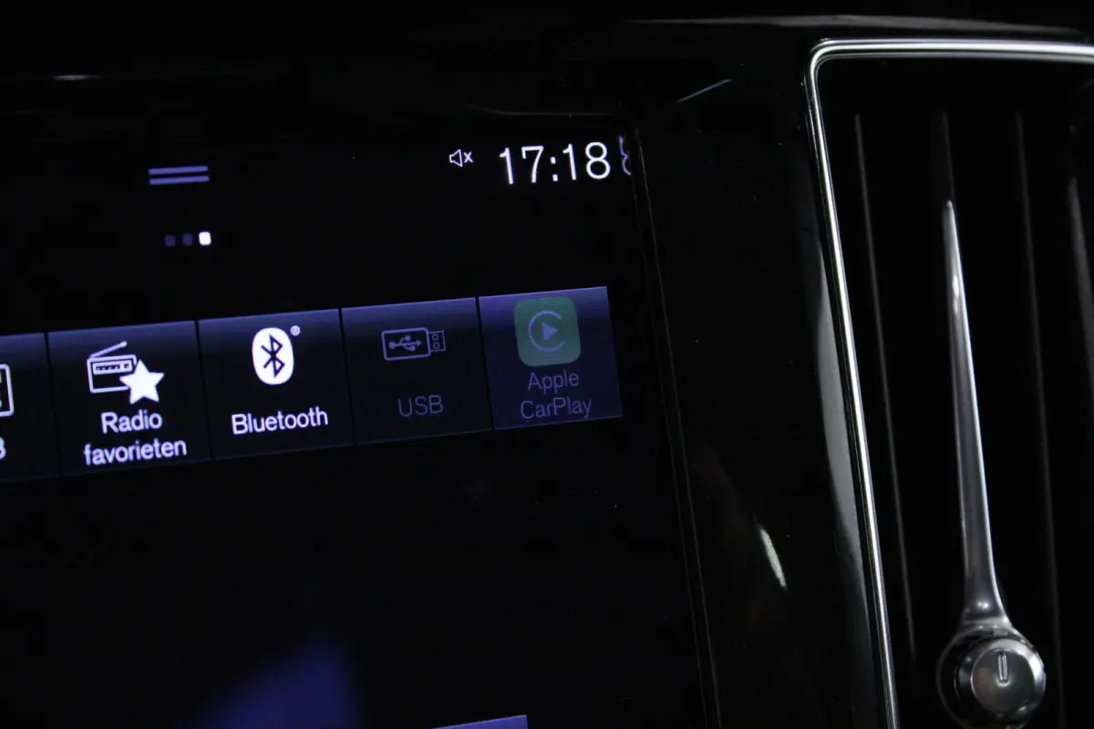 2.0 T8 AWD Polestar Engineered | PANO | HuD | H/K