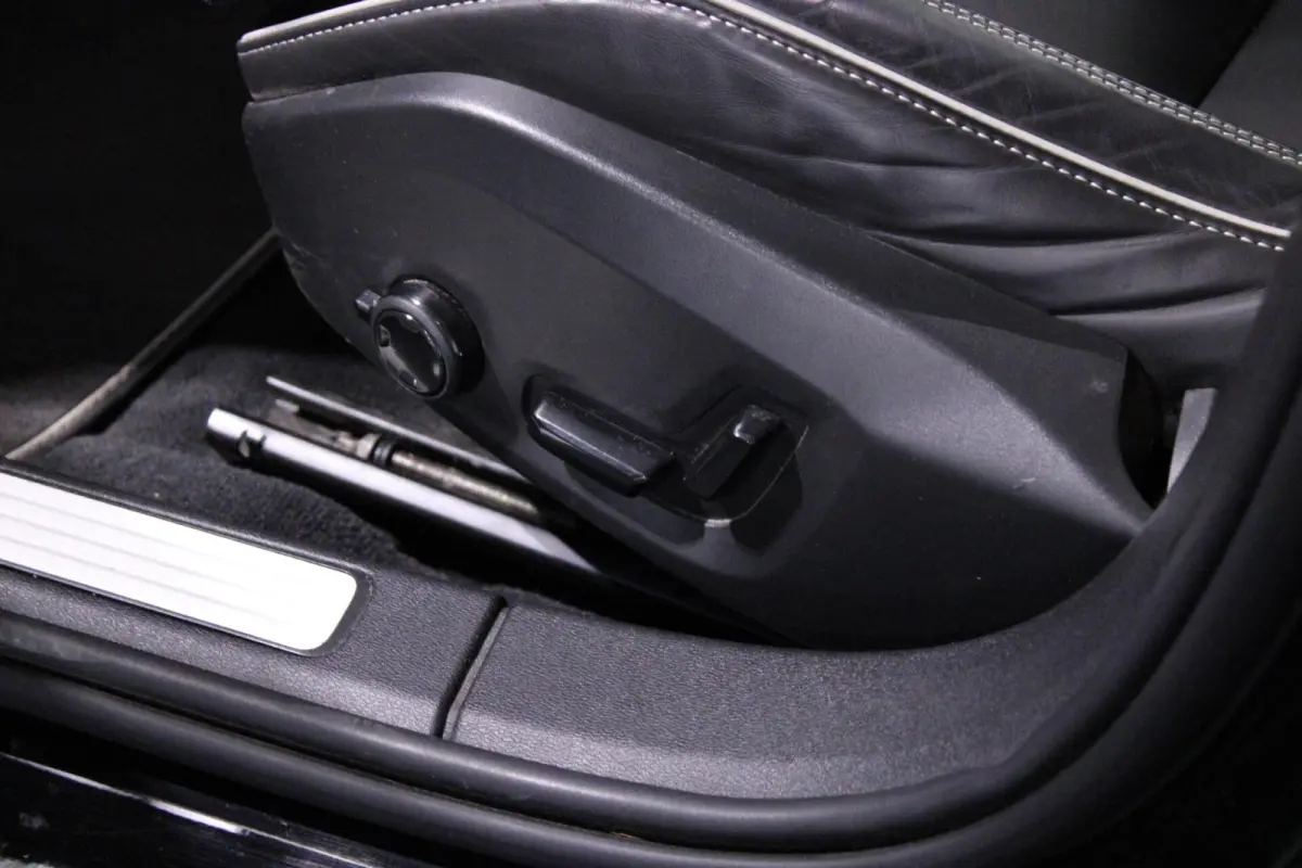 2.0 T8 AWD Polestar Engineered | PANO | HuD | H/K