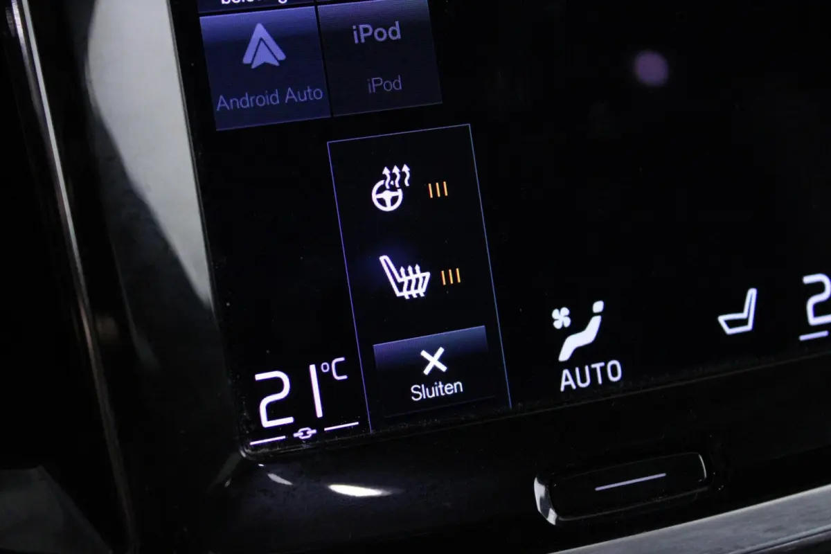 2.0 T8 AWD Polestar Engineered | PANO | HuD | H/K