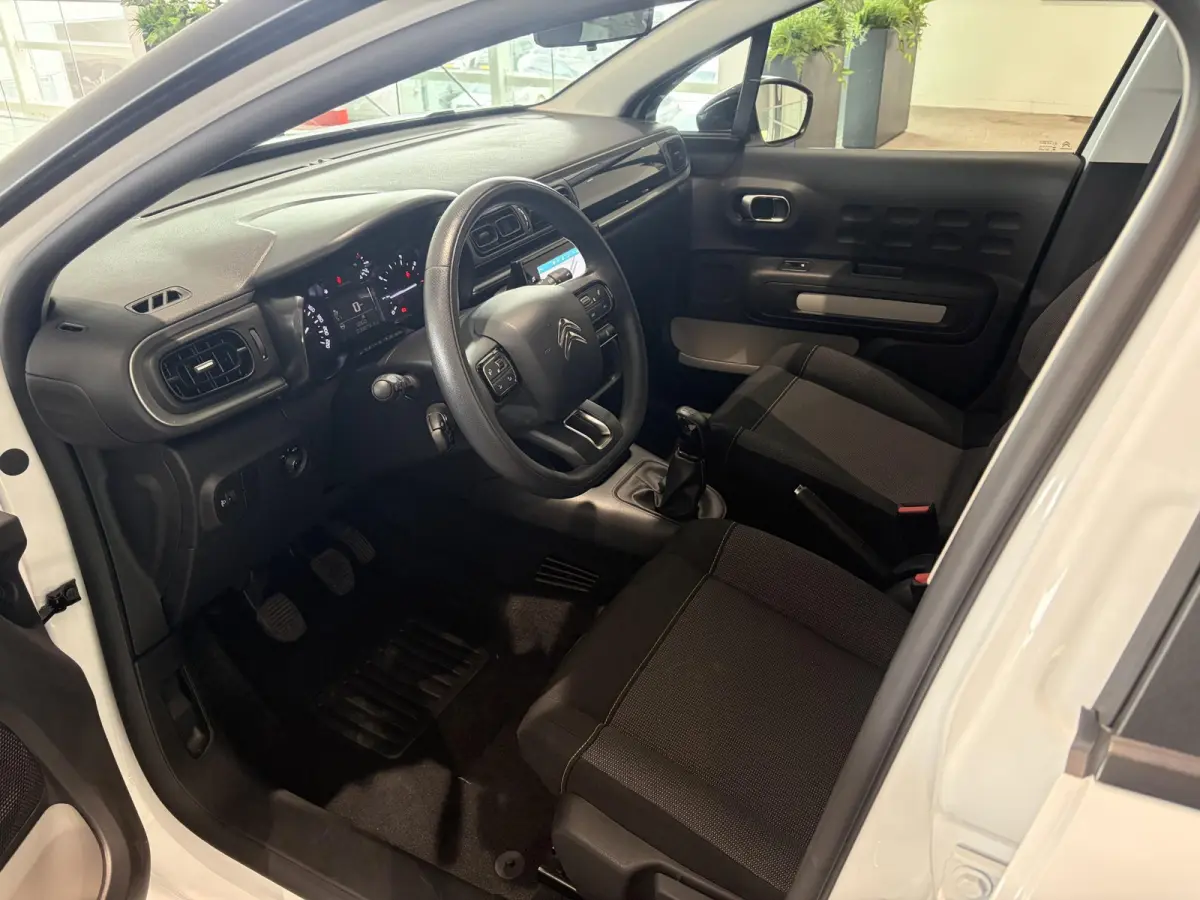 1.2 Feel Special ZUINIG RIJDEN! | AIRCO | APPLE CARPLAY/ANDROID AUTO | PARKEERSENSOREN