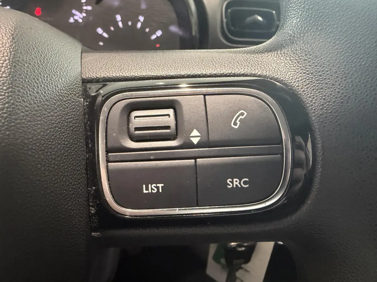 1.2 Feel Special ZUINIG RIJDEN! | AIRCO | APPLE CARPLAY/ANDROID AUTO | PARKEERSENSOREN