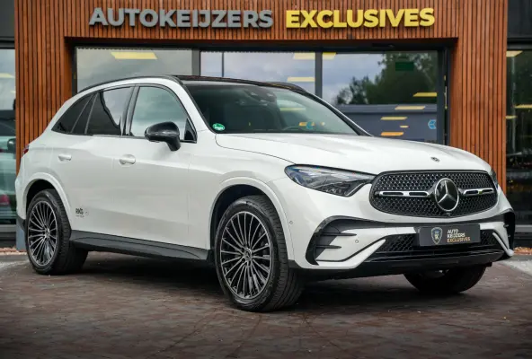 300de 4MATIC AMG Line Edition | Panorama | Burmester 3D | Distronic | Trekhaak | Memory