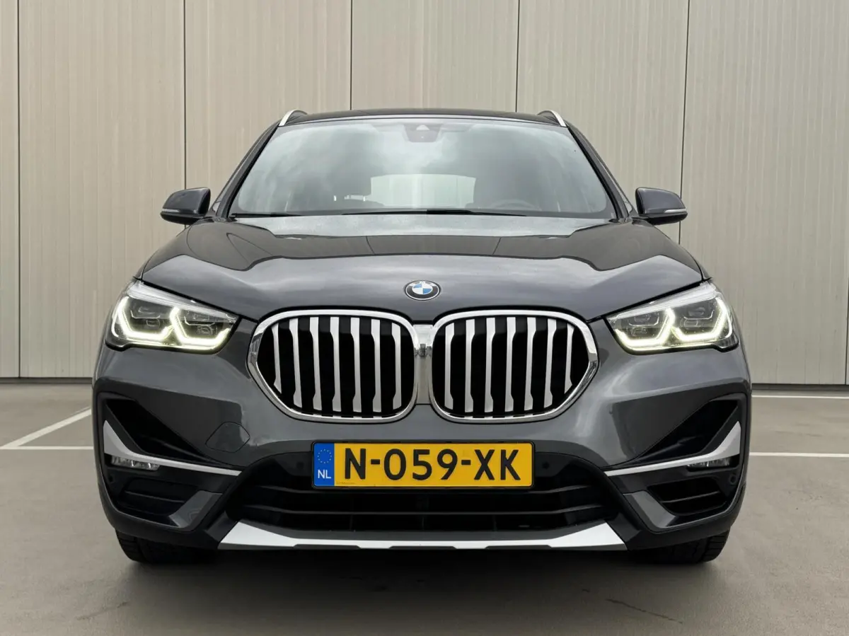 sDrive20i Business Edition Plus xLine|NL-Auto|LED