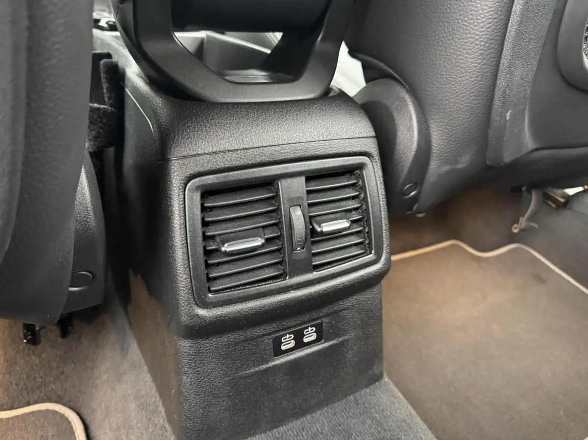 sDrive20i Business Edition Plus xLine|NL-Auto|LED