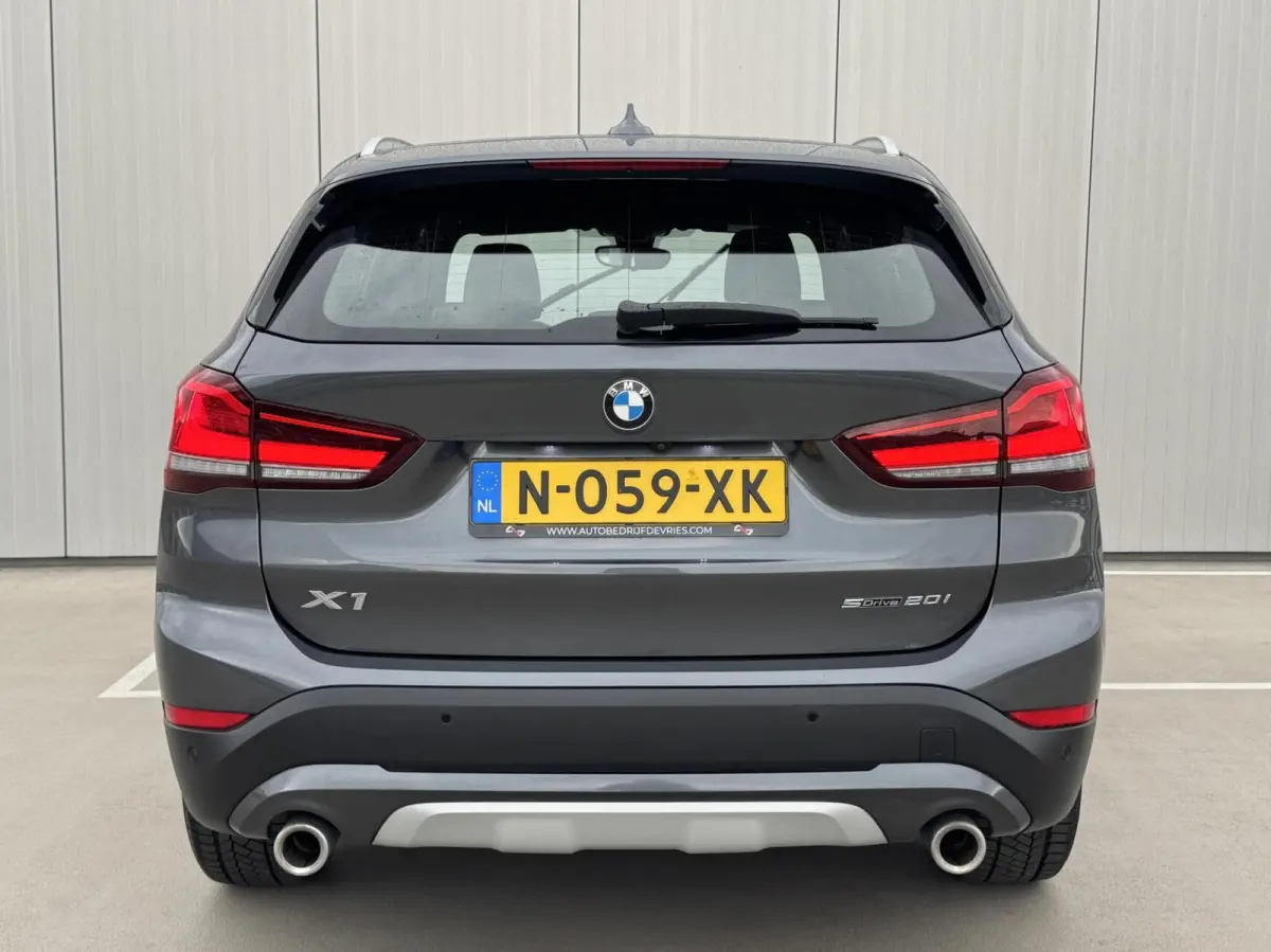 sDrive20i Business Edition Plus xLine|NL-Auto|LED