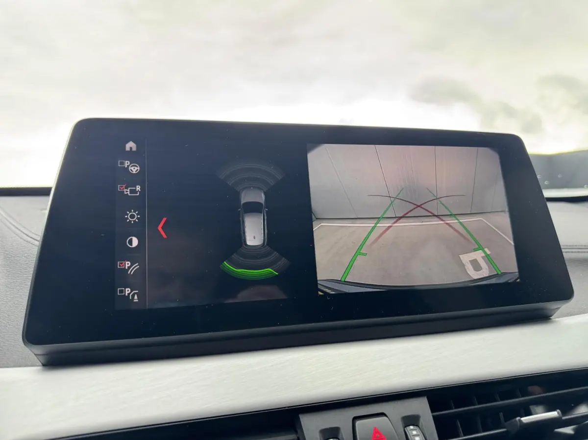sDrive20i Business Edition Plus xLine|NL-Auto|LED