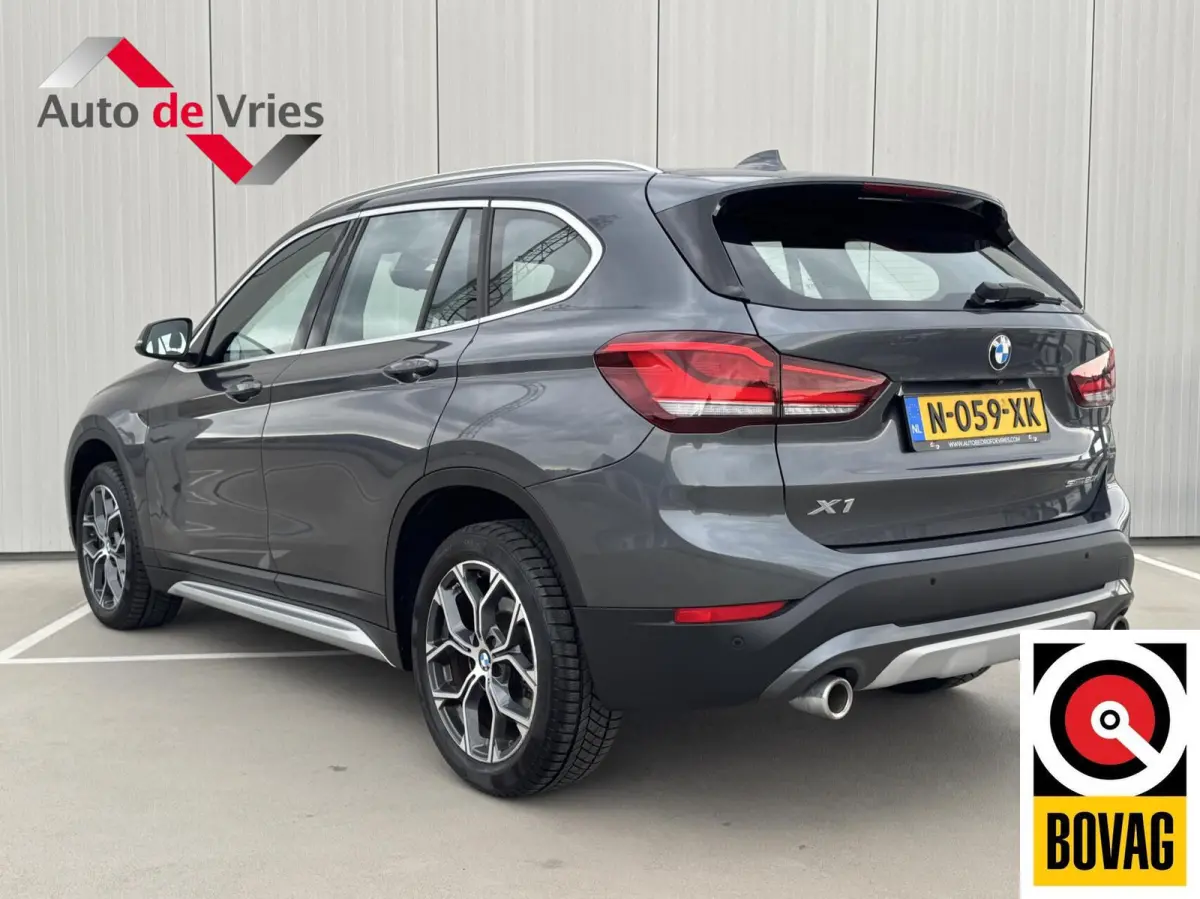 sDrive20i Business Edition Plus xLine|NL-Auto|LED
